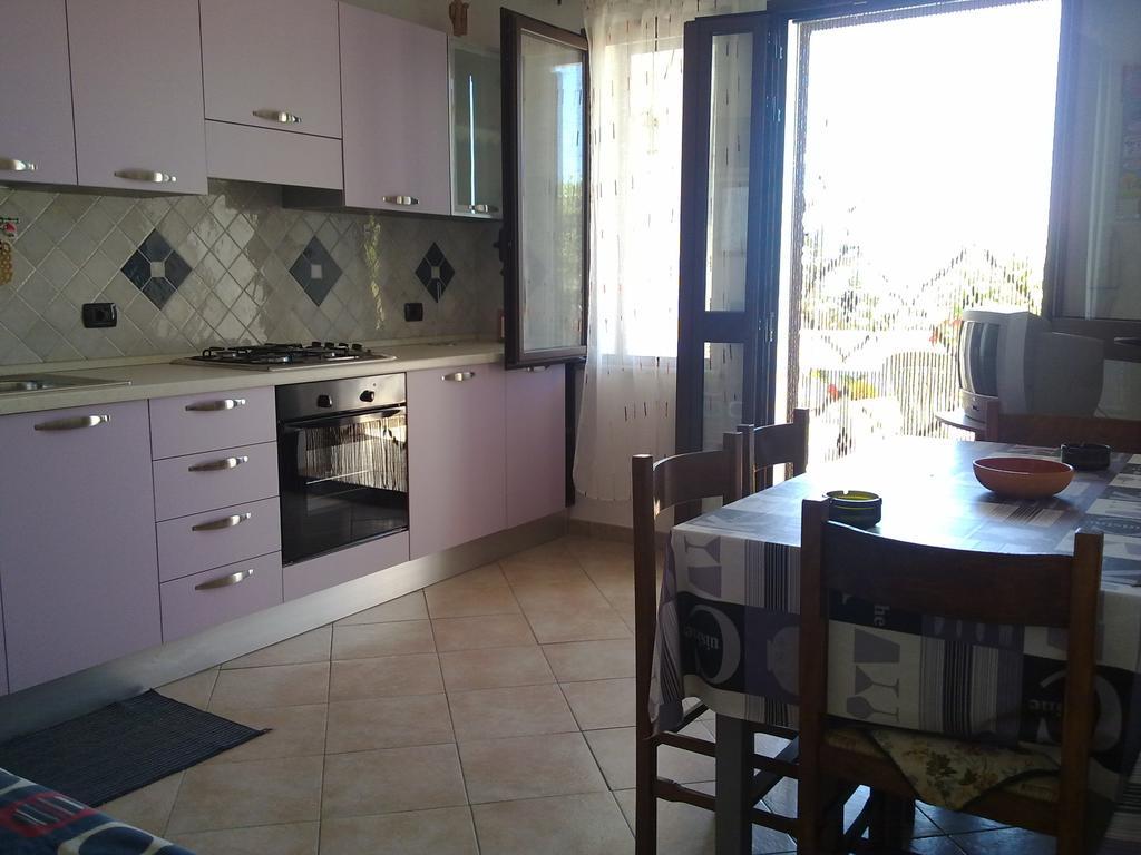 דירות קאלה גונונה Casa Purple חדר תמונה