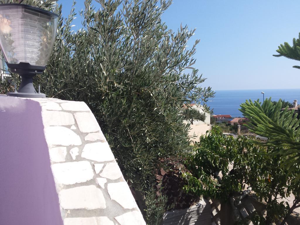 דירות קאלה גונונה Casa Purple מראה חיצוני תמונה
